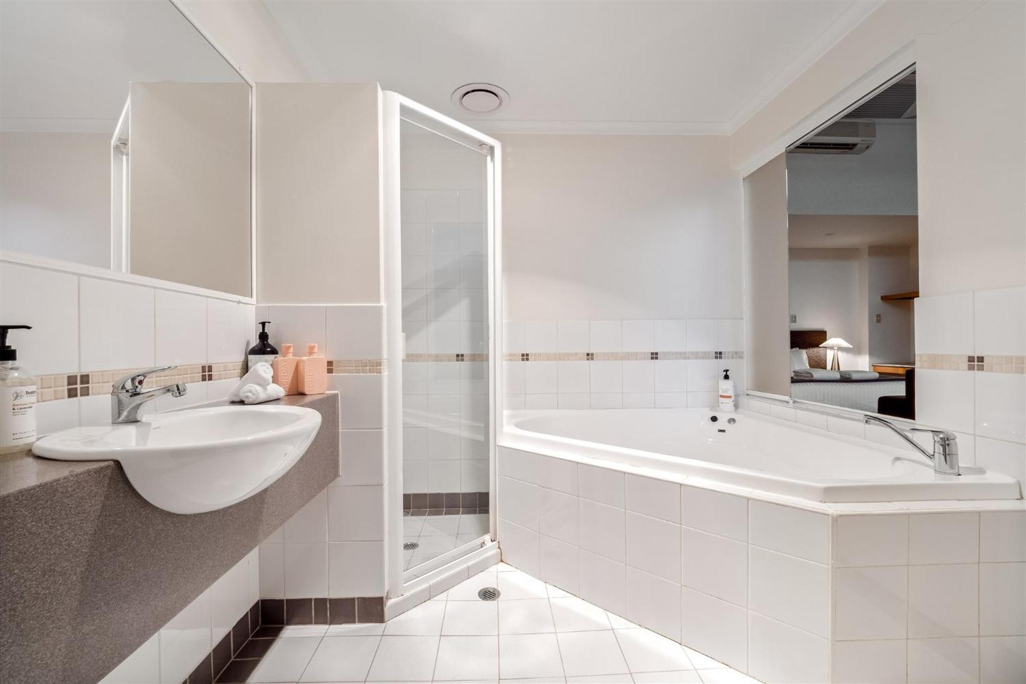 107 Apartments Margaret River Bagian luar foto
